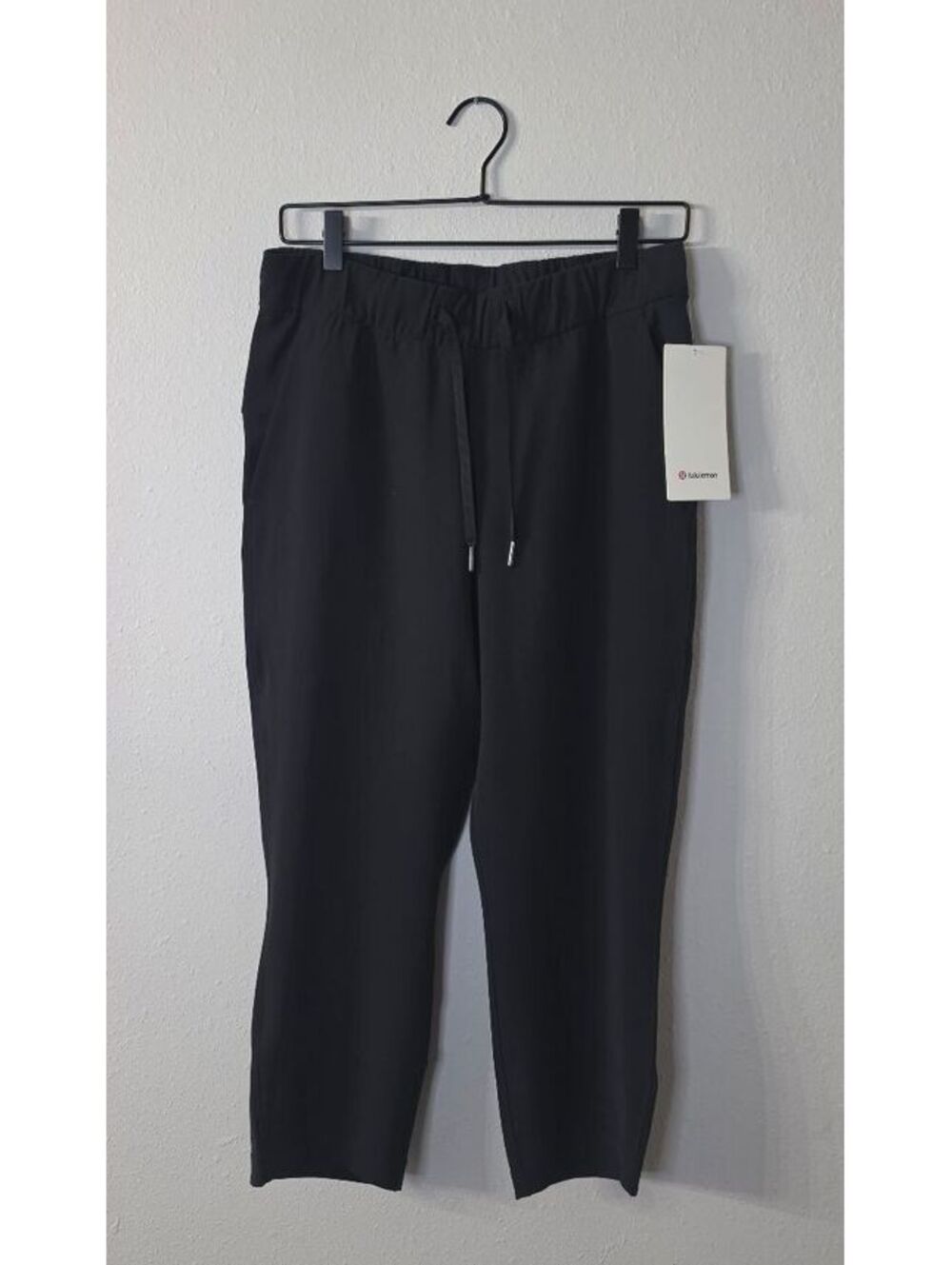 Lululemon On the Fly Crop Woven Pants Black Size 6 NWT